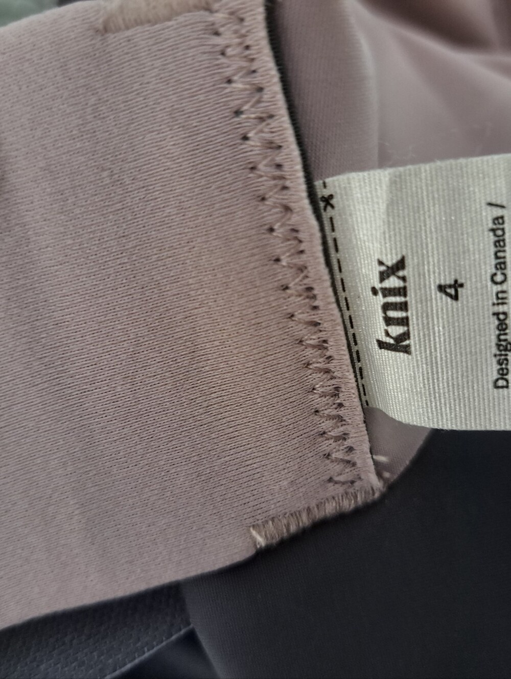 Knix Evolution Reversible Bra - Picture 5 of 7